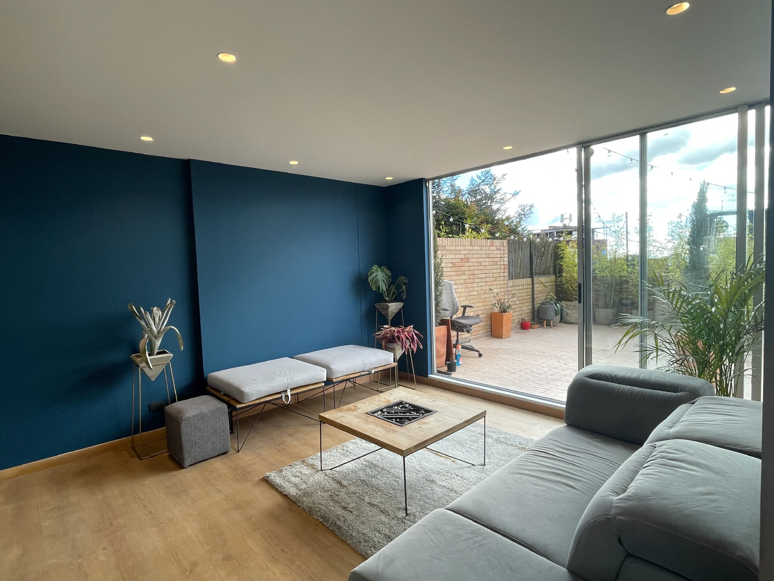 Mesa de trabajo 1 copia 2