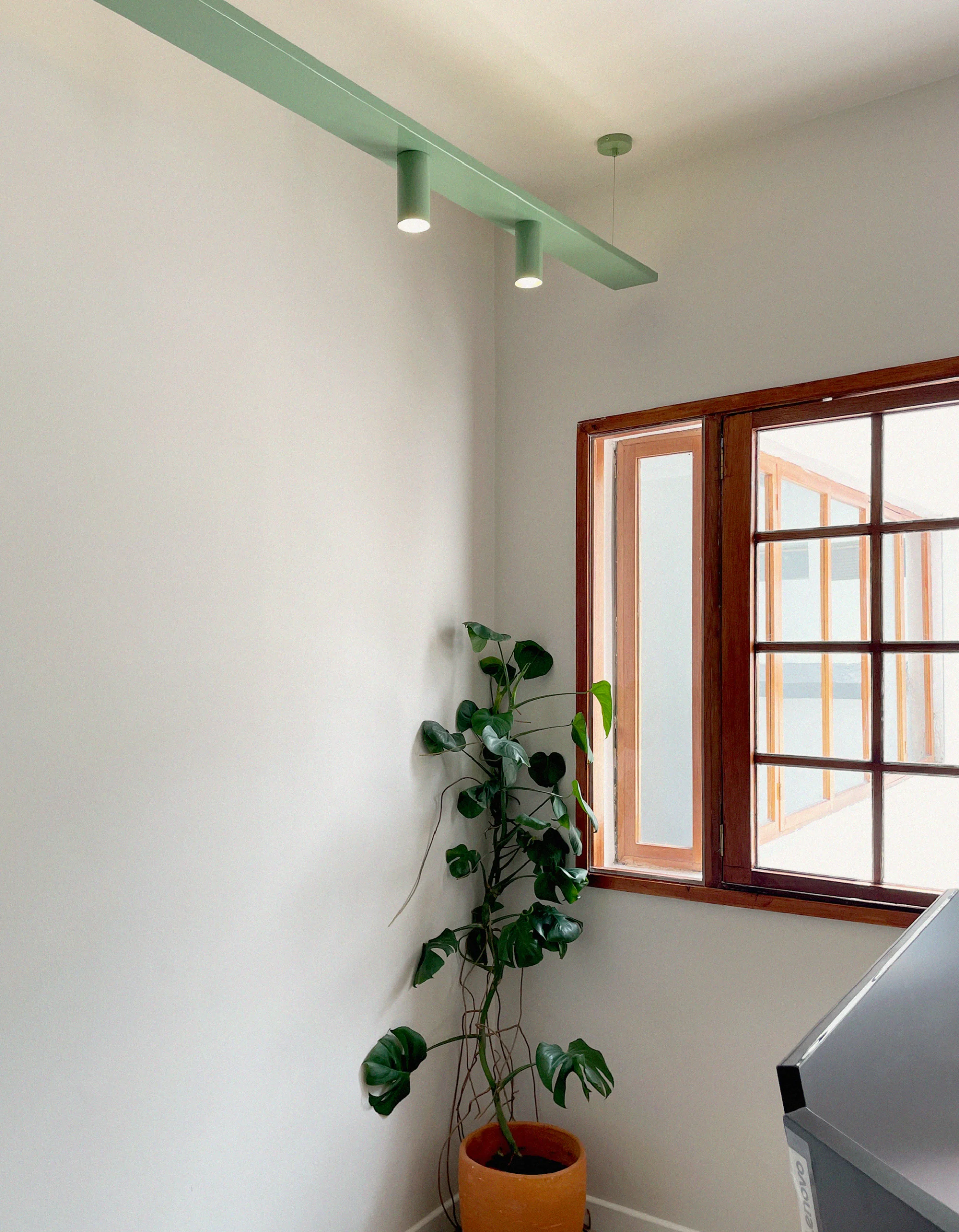 Mesa de trabajo 5 copia 3